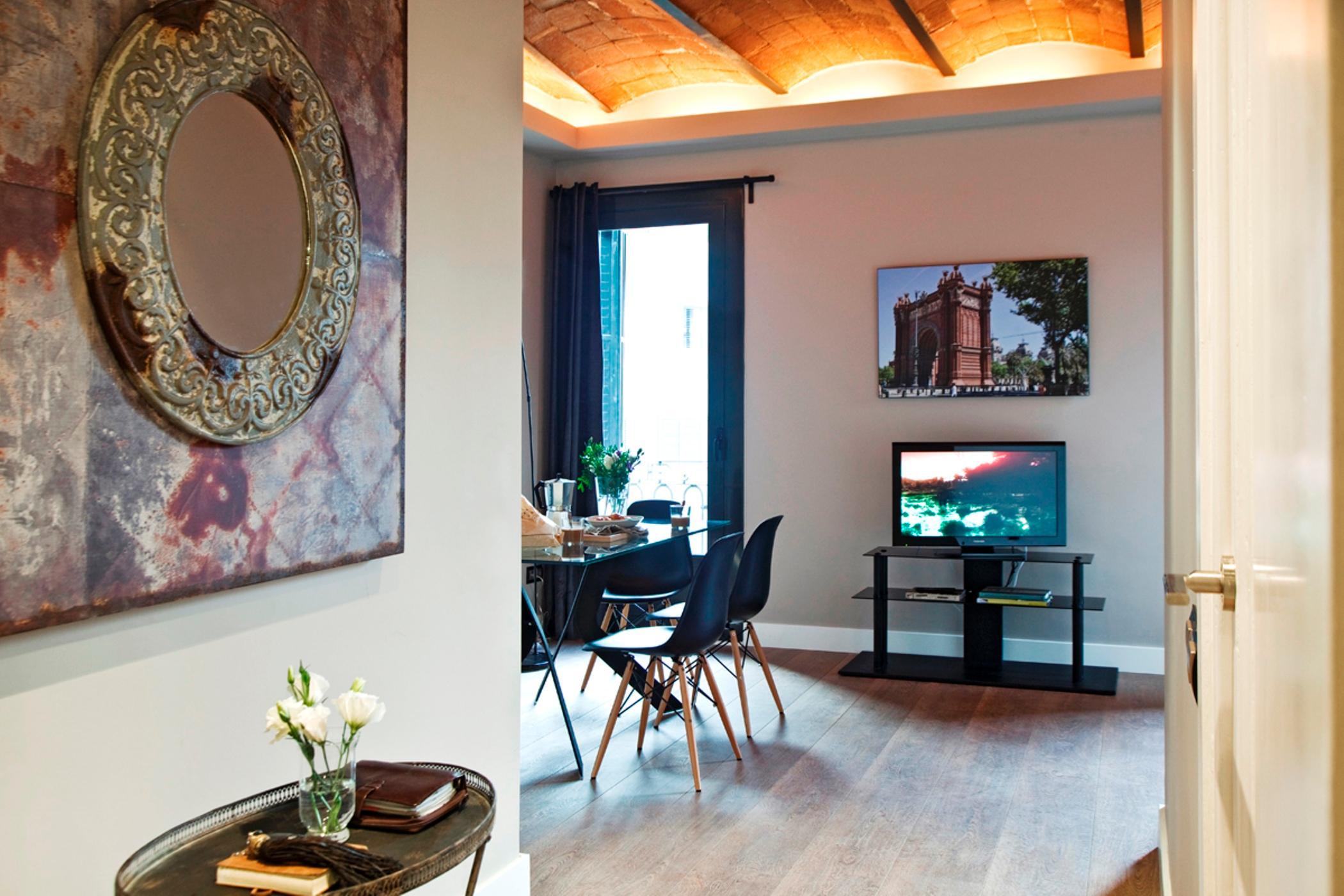 Apartament Ainb Eixample-miro
